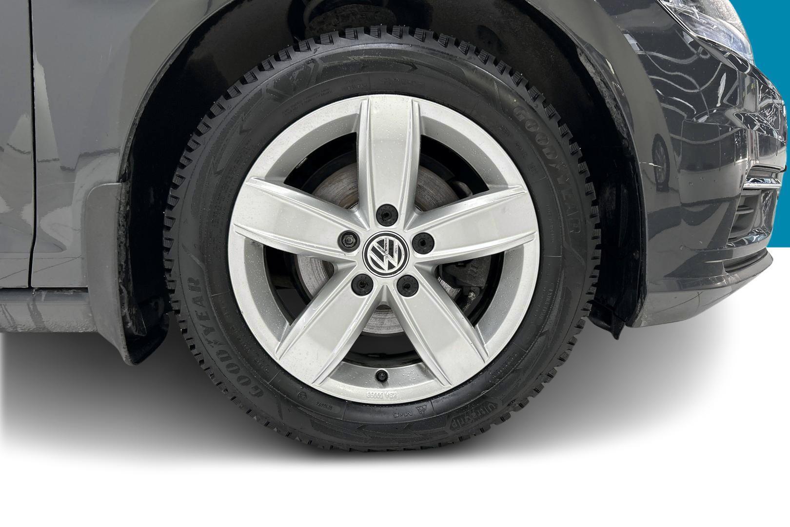 VOLKSWAGEN Golf 2018