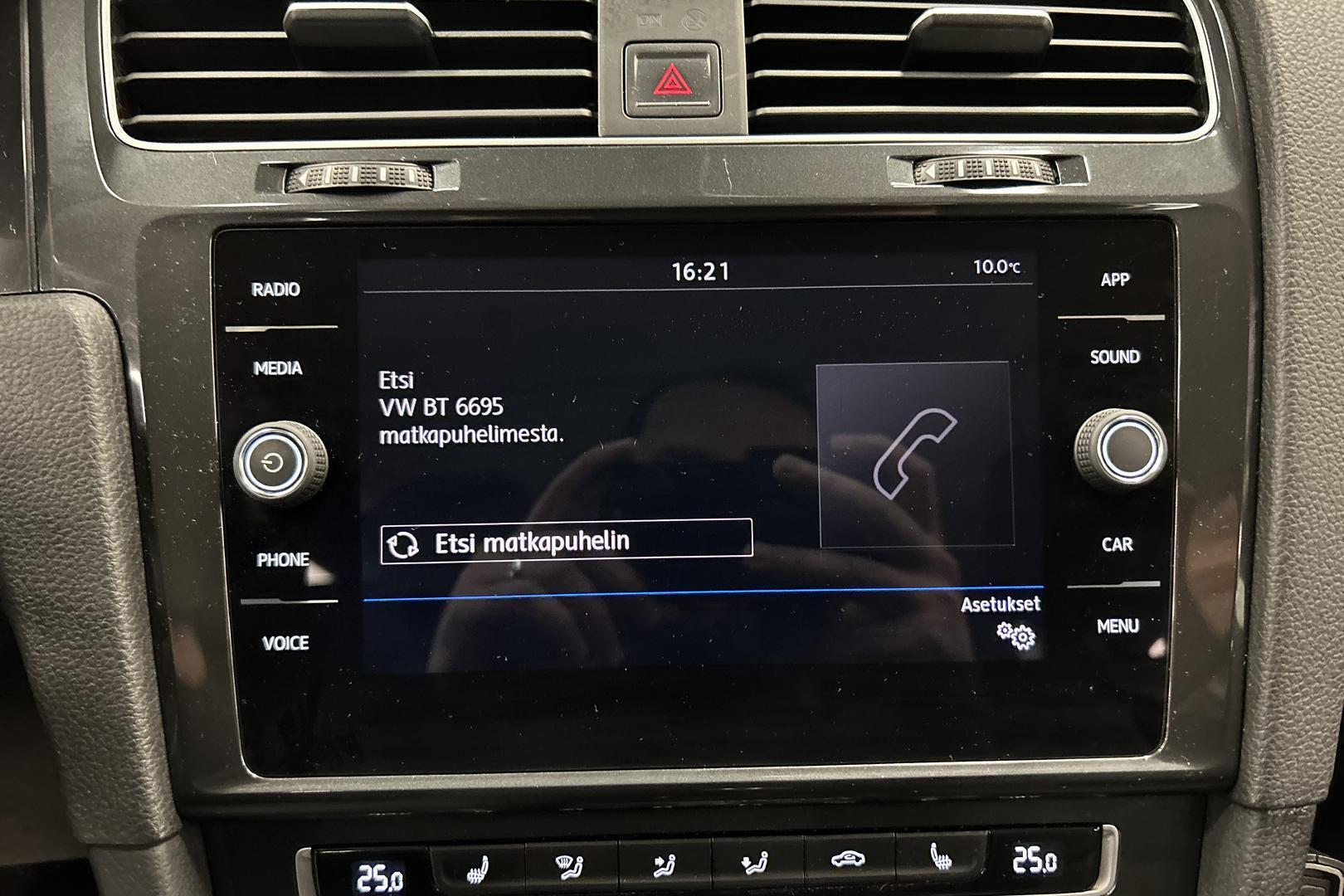 VOLKSWAGEN Golf 2018