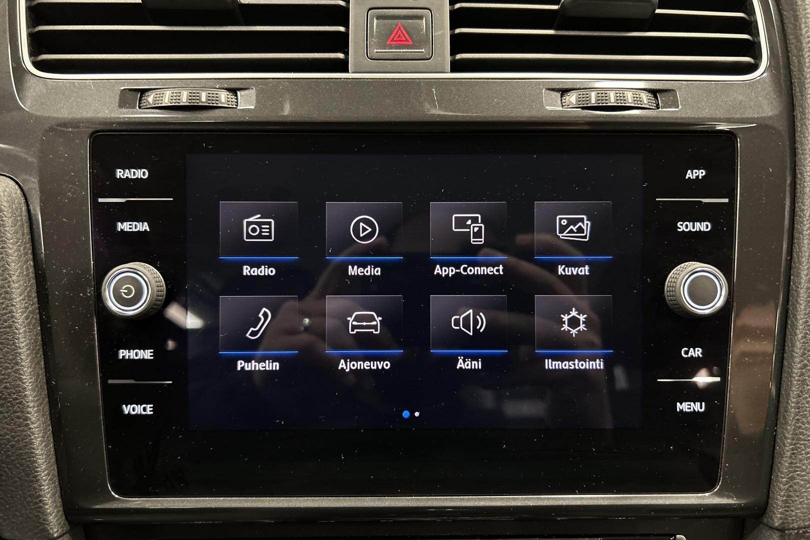 VOLKSWAGEN Golf 2018