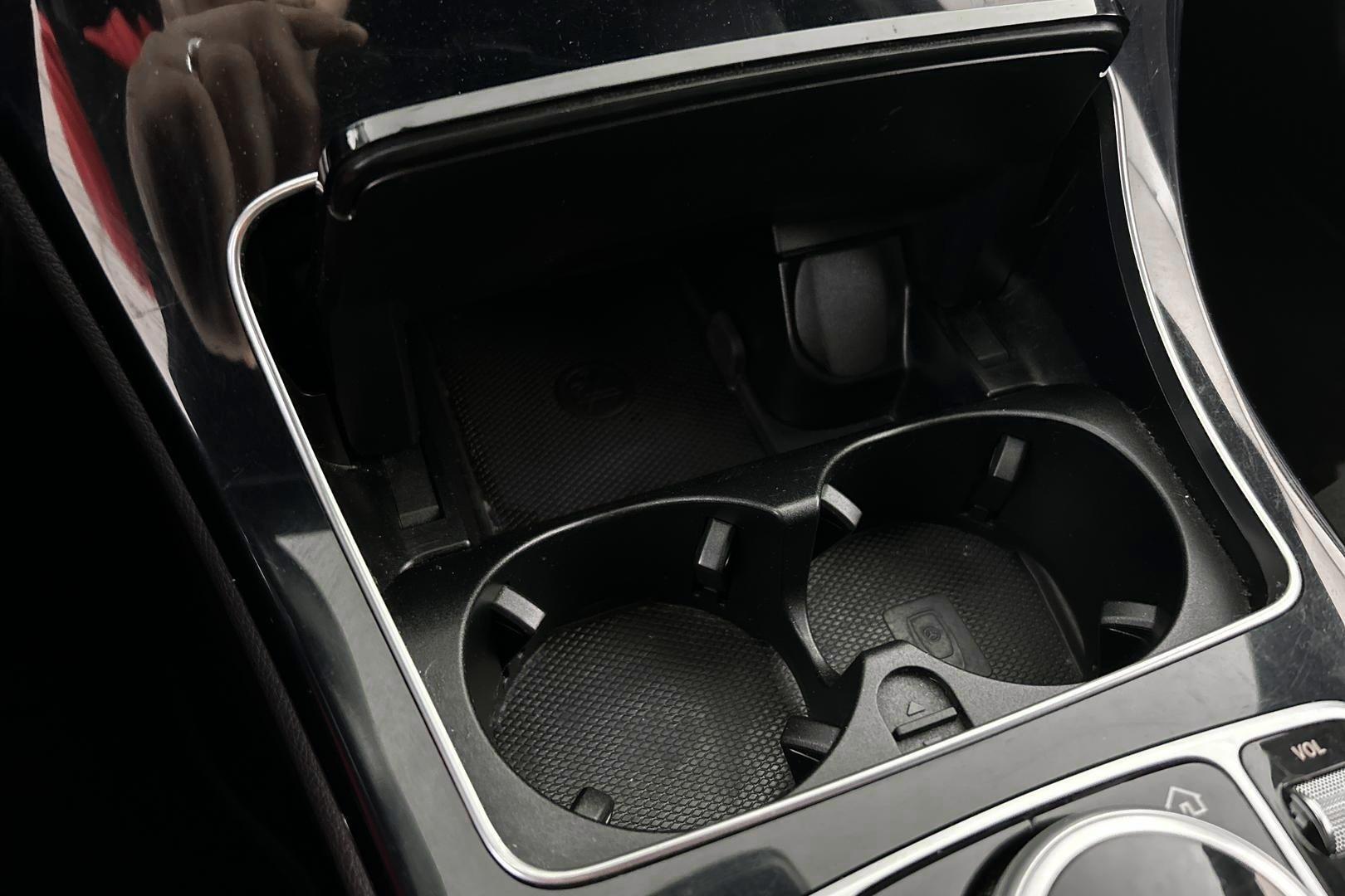 MERCEDES-BENZ C 2020