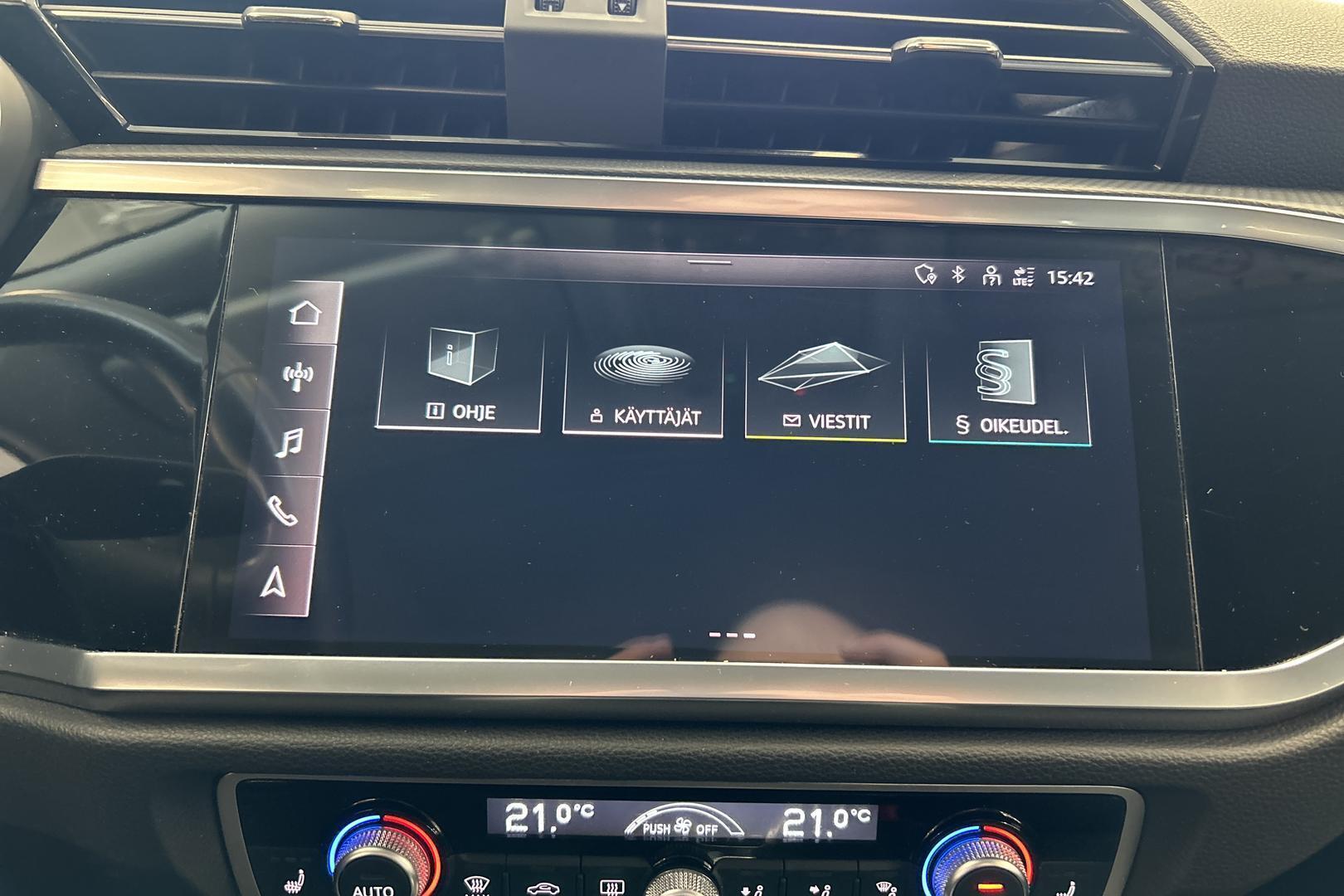 AUDI Q3 2021