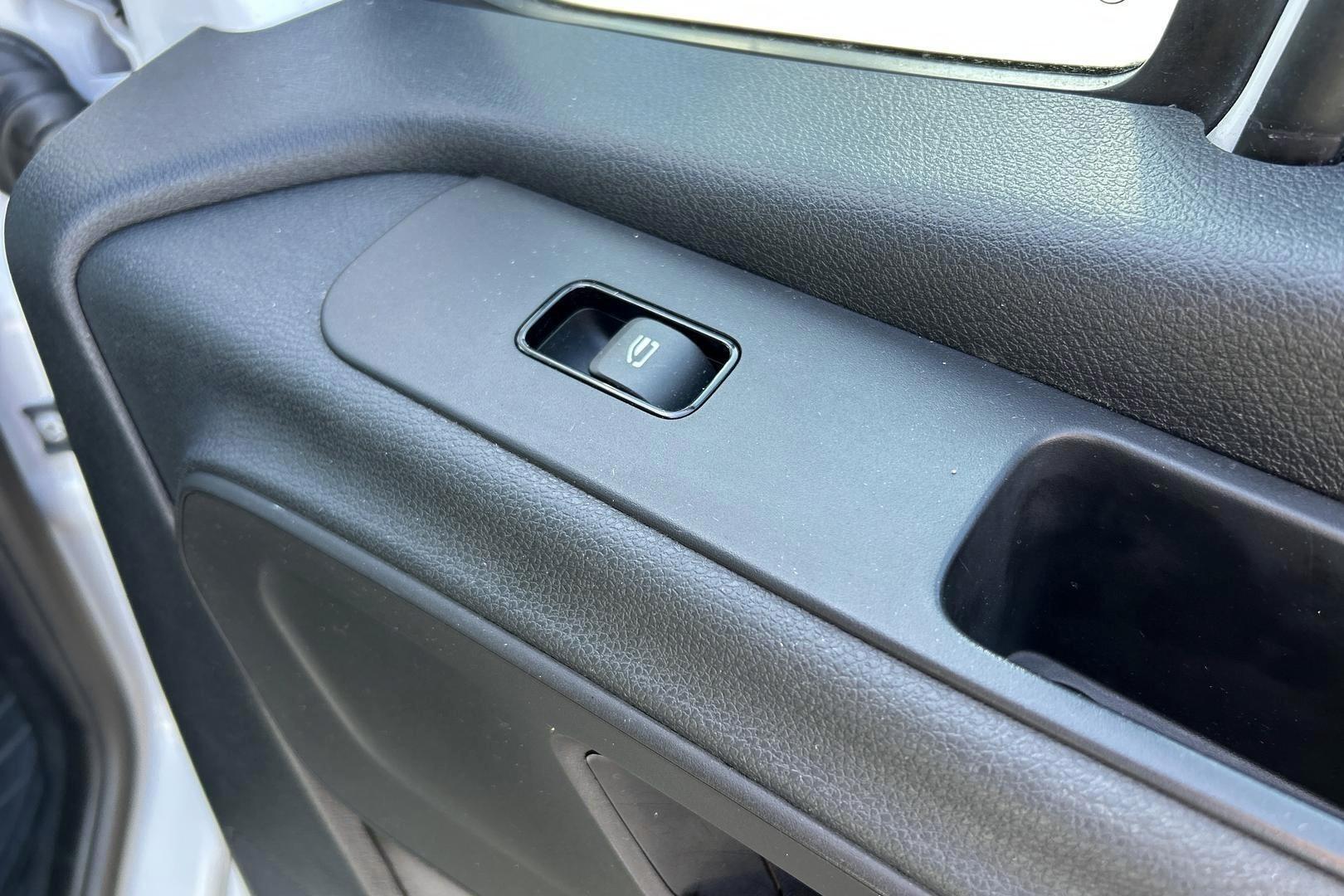 MERCEDES-BENZ Sprinter 2019