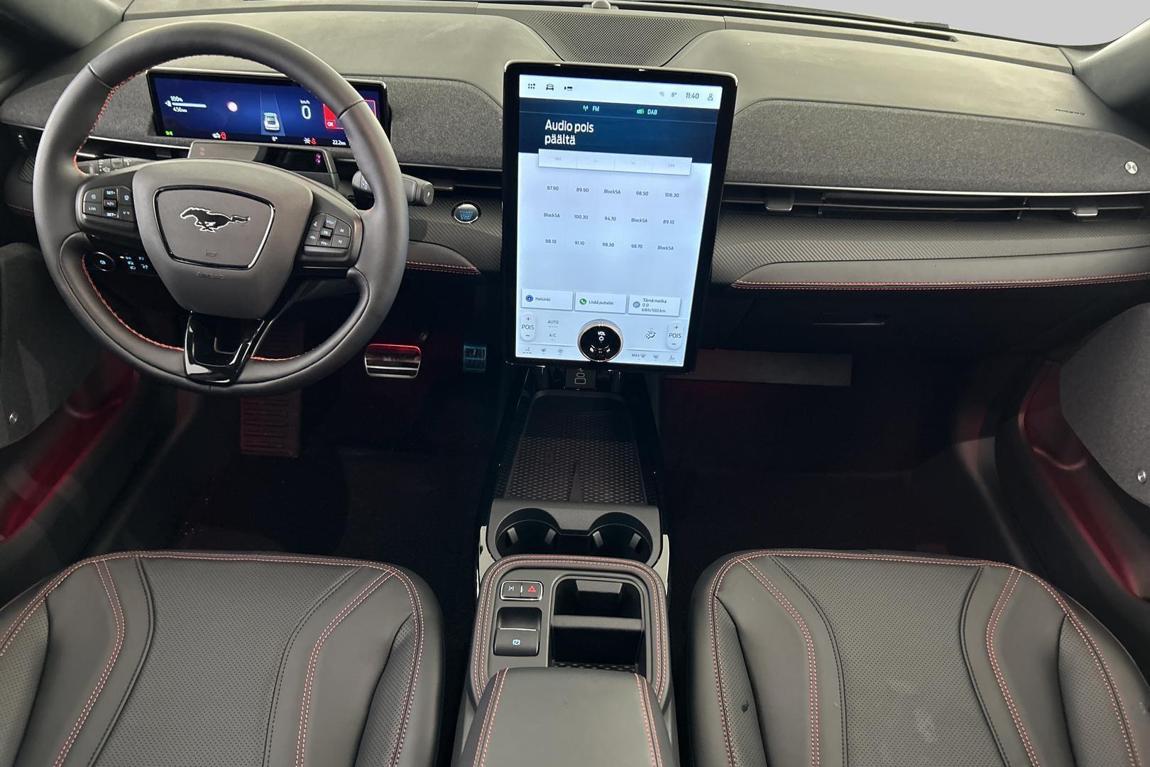 FORD Mustang Mach-E 2025