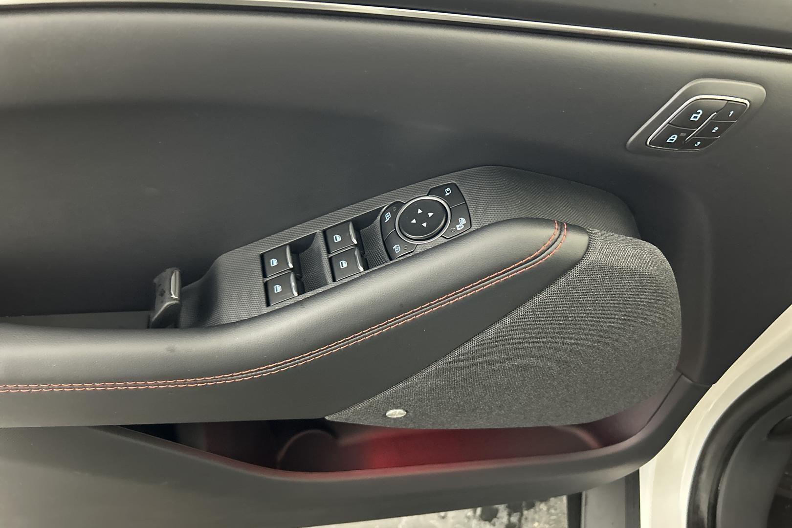 FORD Mustang Mach-E 2025