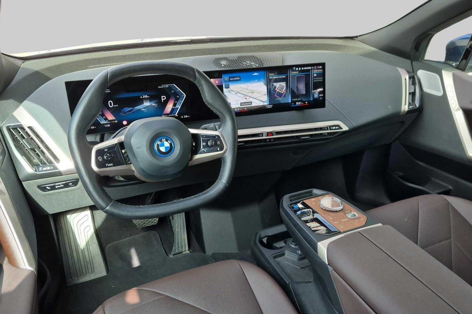 BMW iX 2023