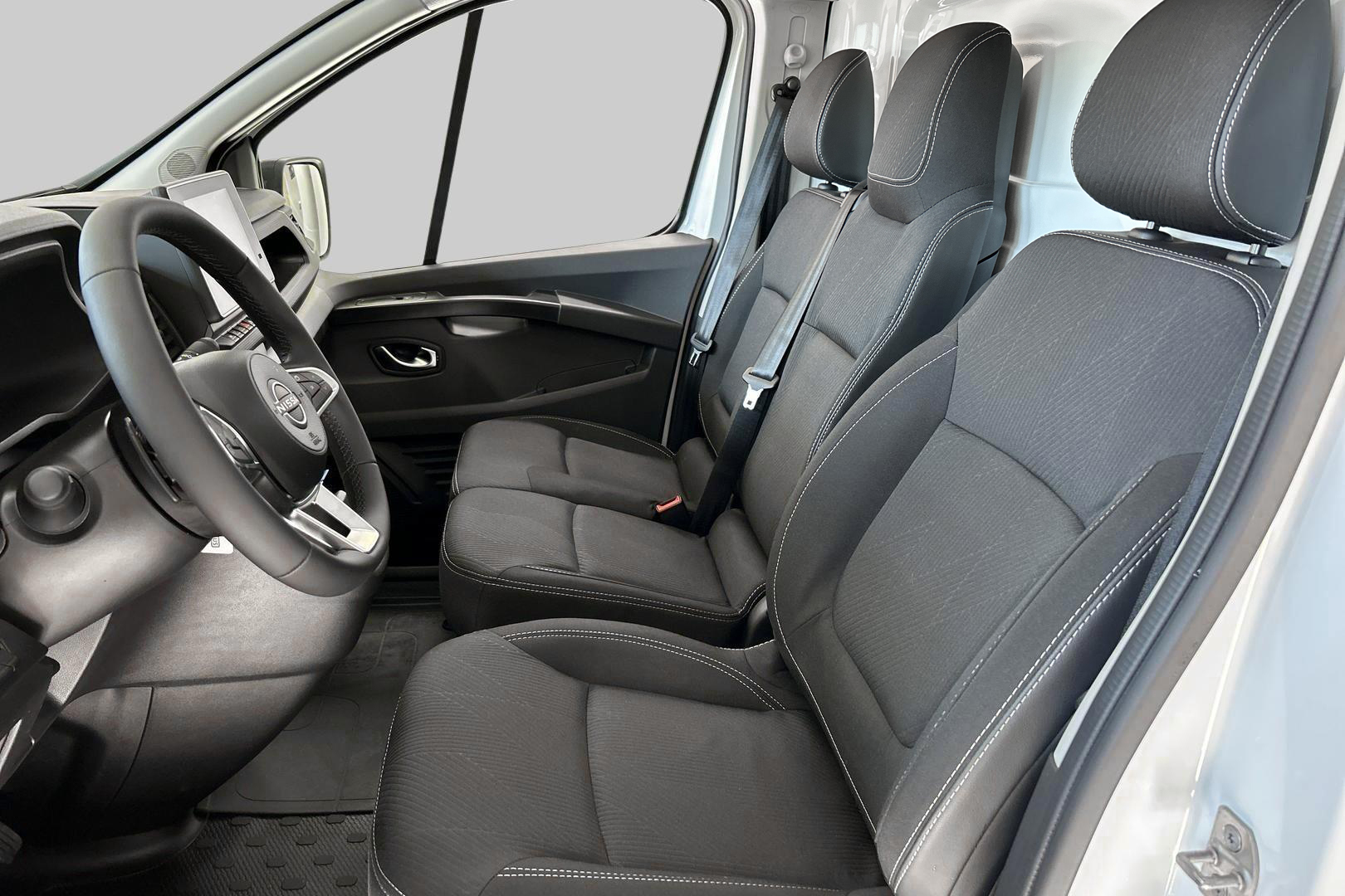 NISSAN Primastar 2025