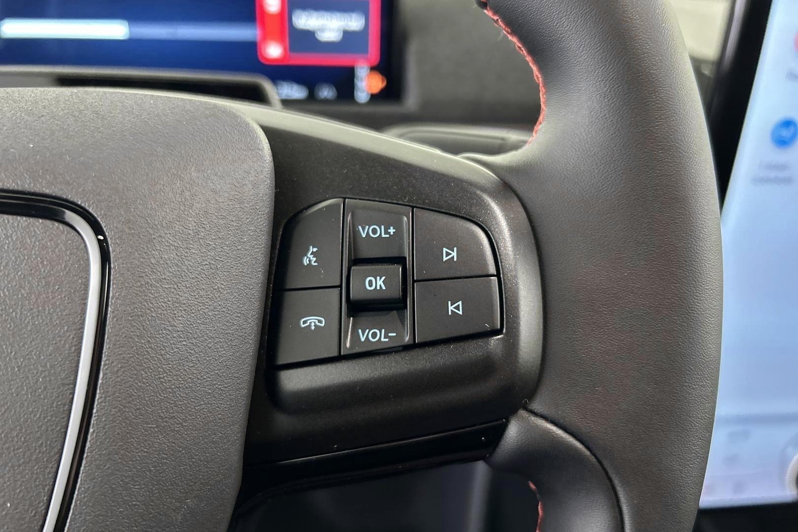 FORD Mustang Mach-E 2025