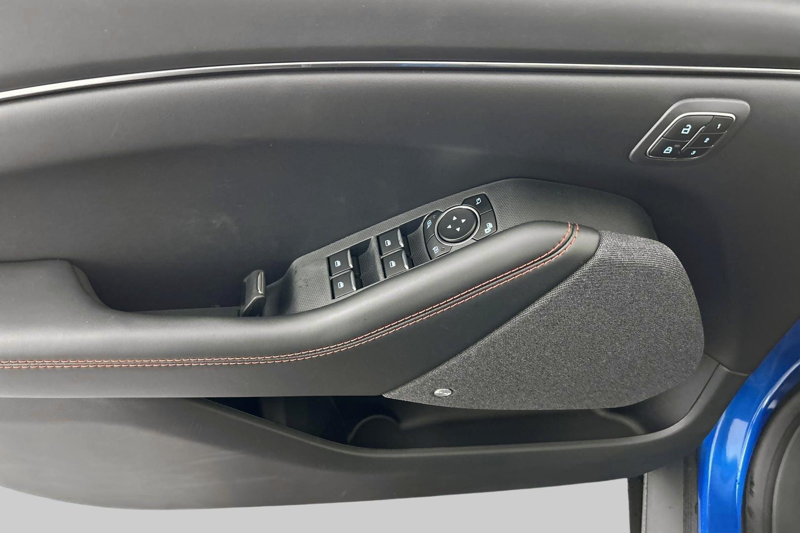 FORD Mustang Mach-E 2025