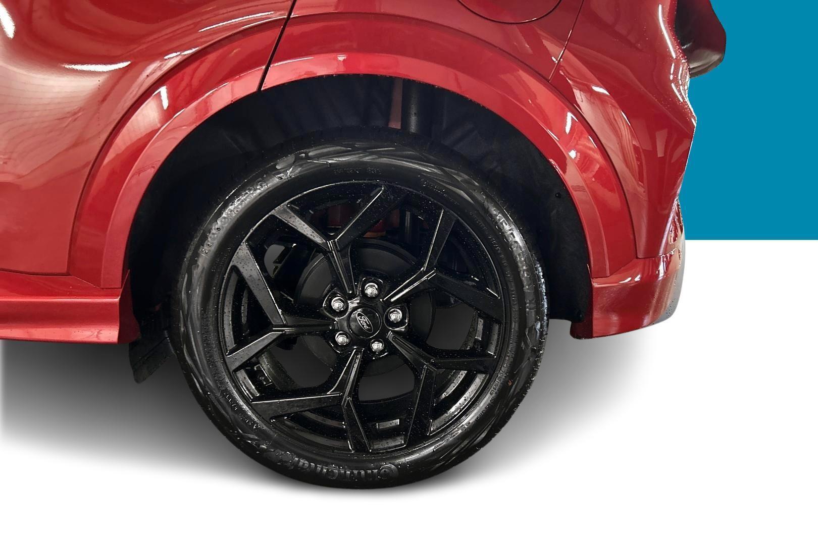 FORD Puma 13