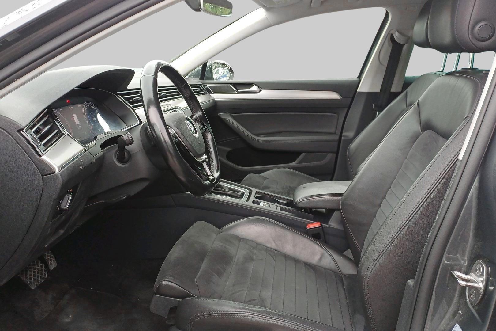 VOLKSWAGEN Passat 2015