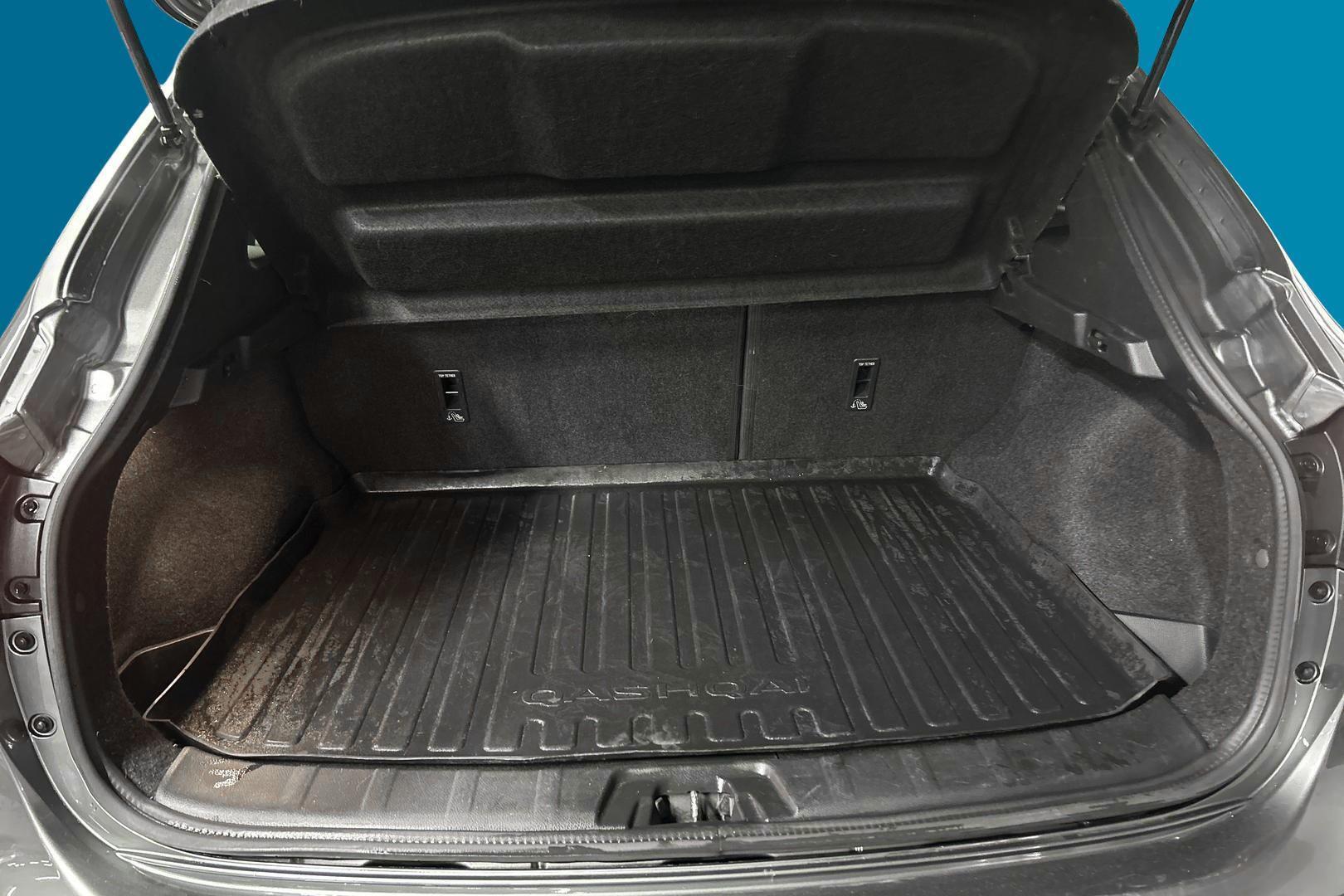 NISSAN Qashqai 2017