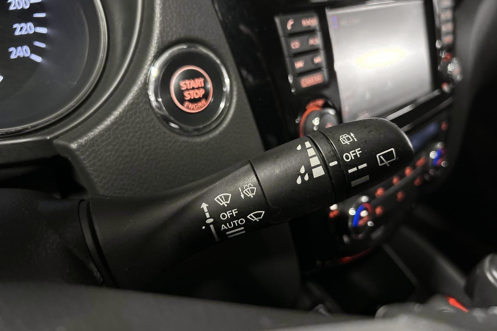 NISSAN Qashqai 2017