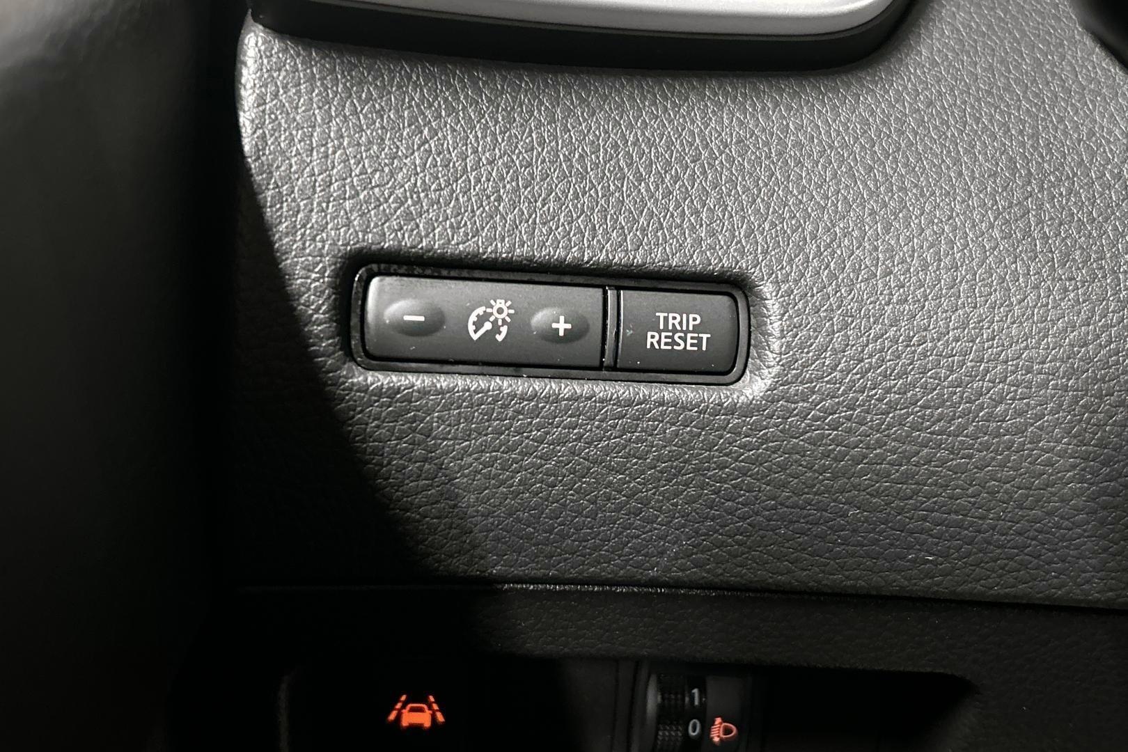 NISSAN Qashqai 2017