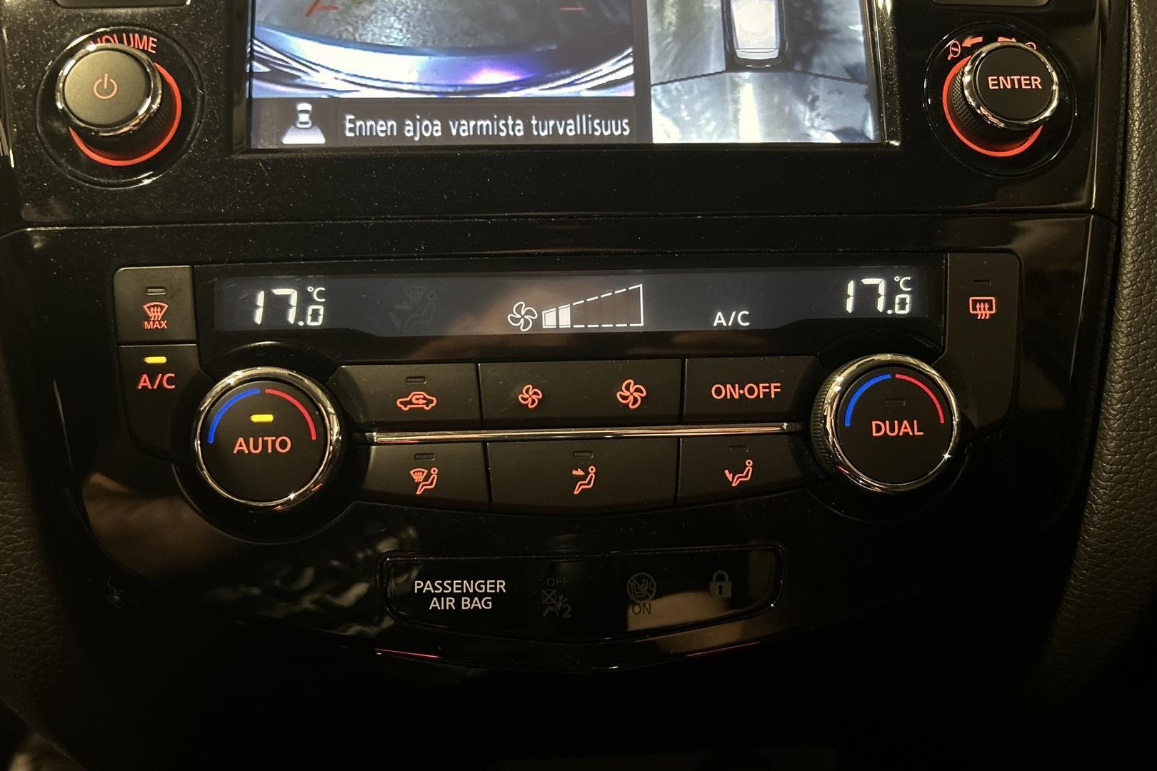 NISSAN Qashqai 2017