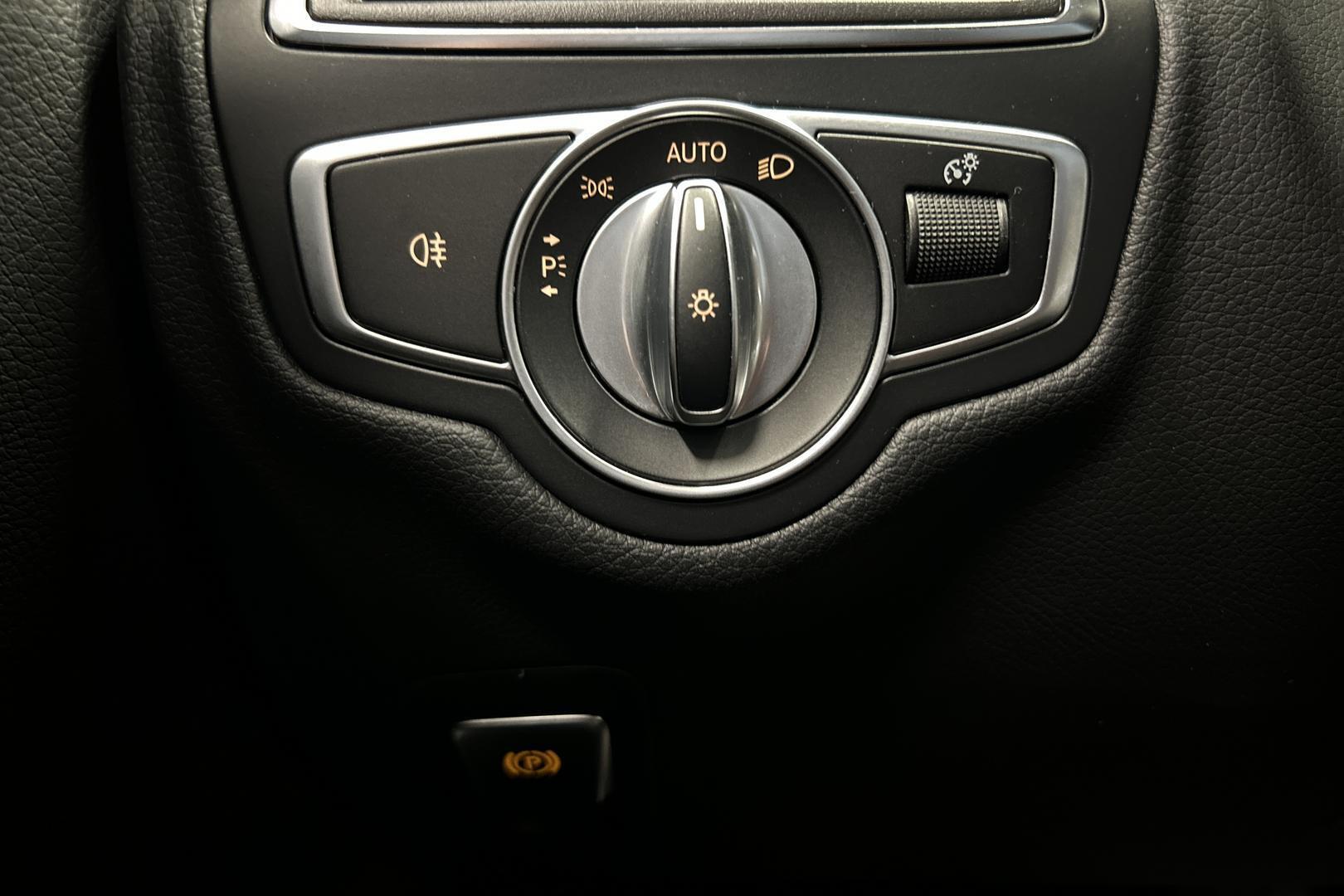 MERCEDES-BENZ C 2019