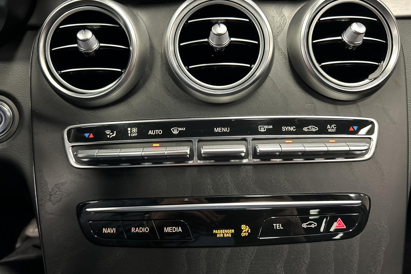 MERCEDES-BENZ C 2019