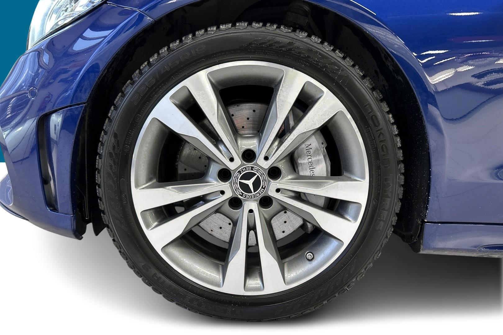 MERCEDES-BENZ C 2019