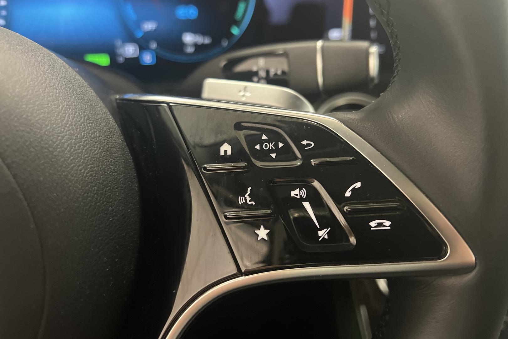 MERCEDES-BENZ E 2022