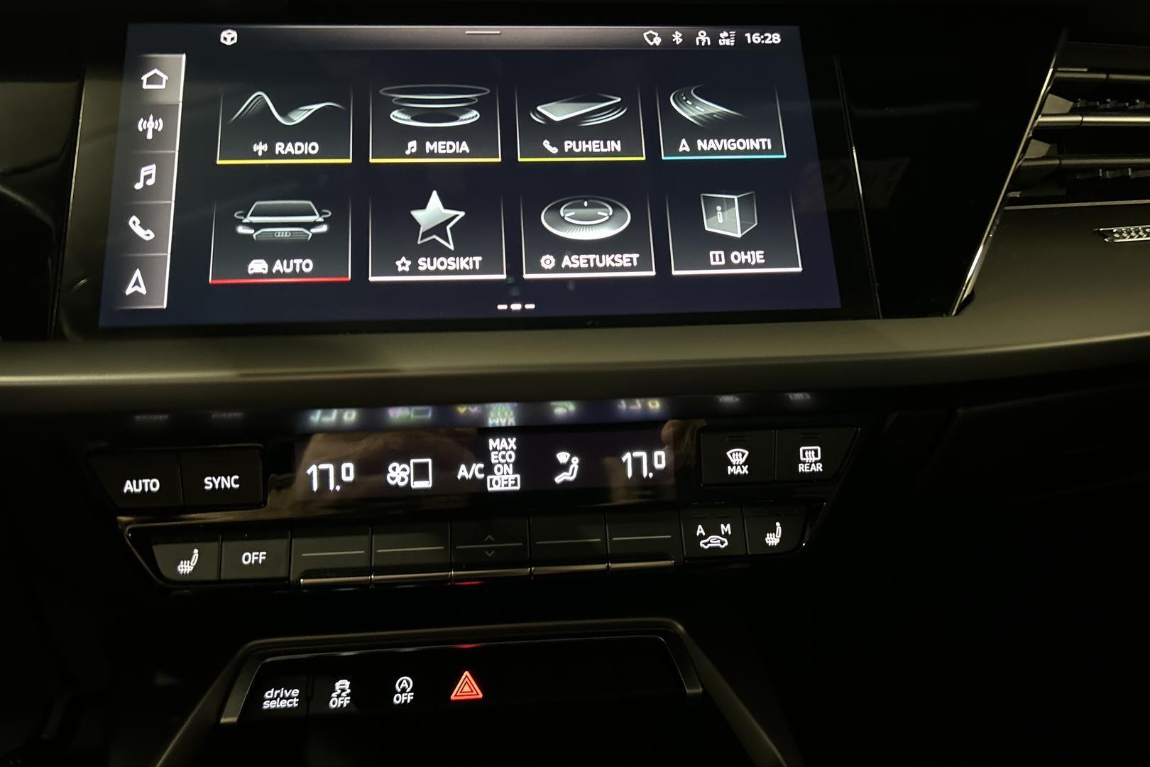 AUDI A3 2023