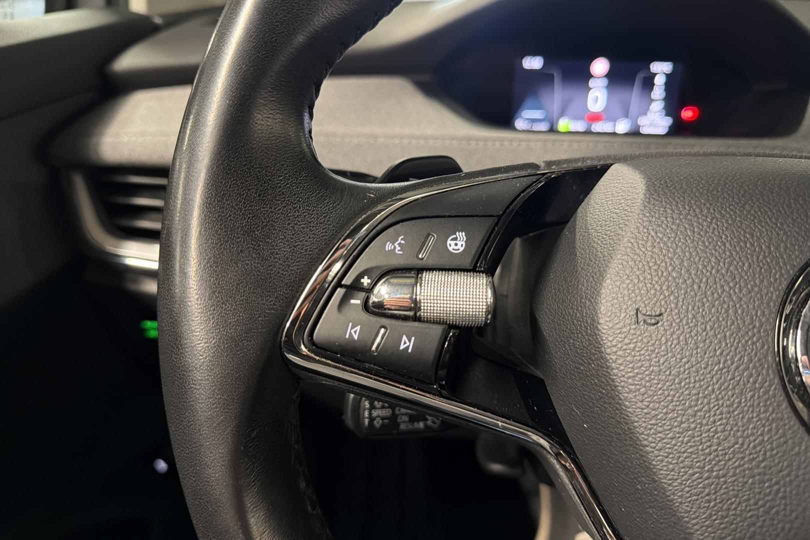 SKODA Enyaq 2022