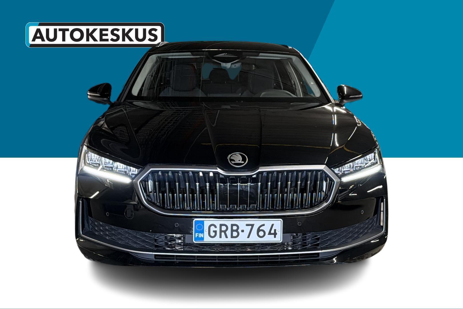 SKODA Superb 2025