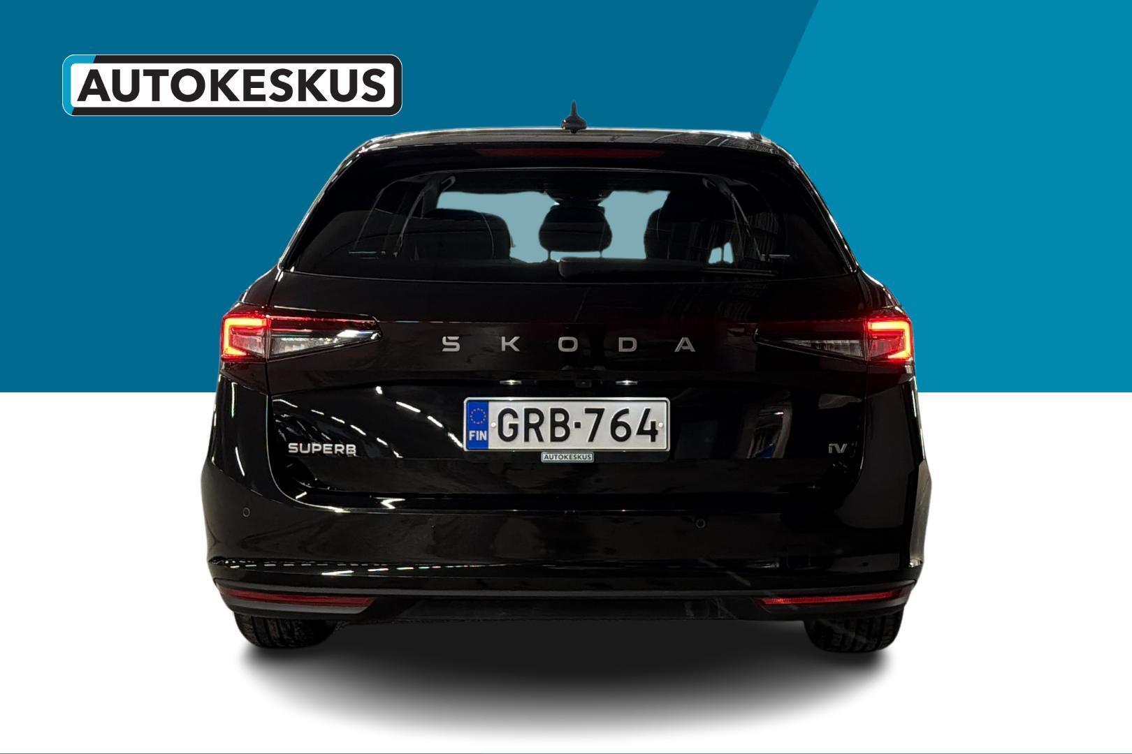 SKODA Superb 2025