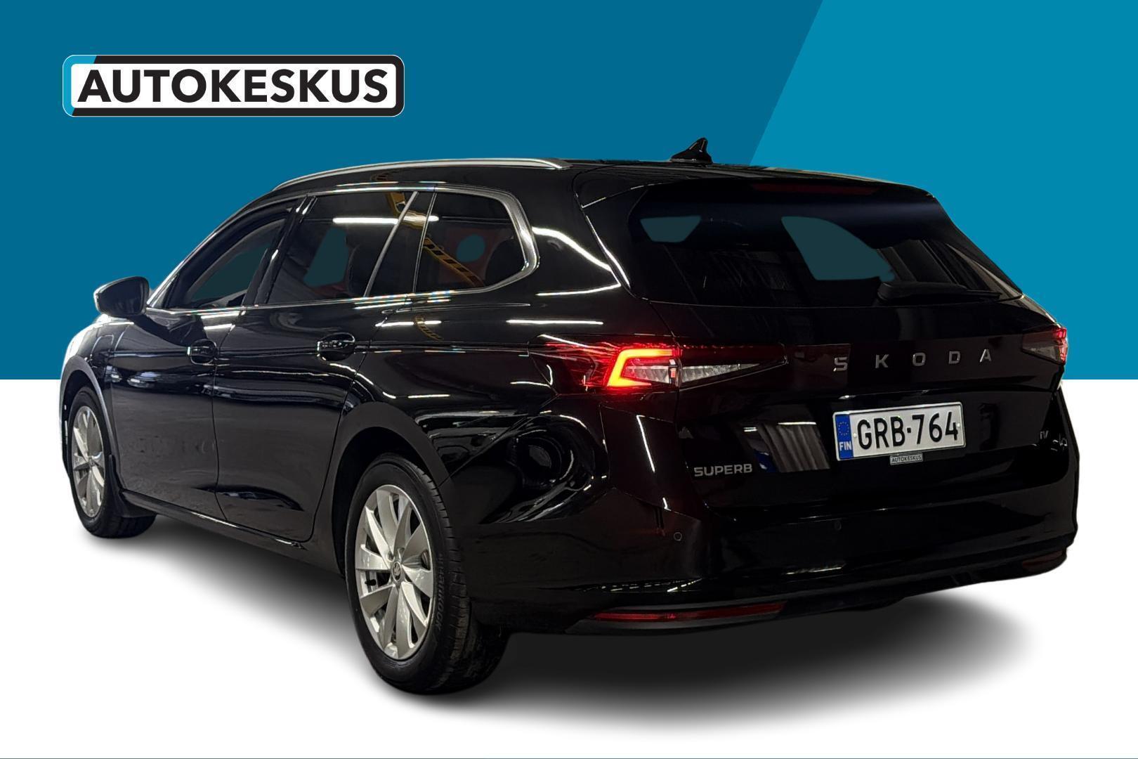 SKODA Superb 2025