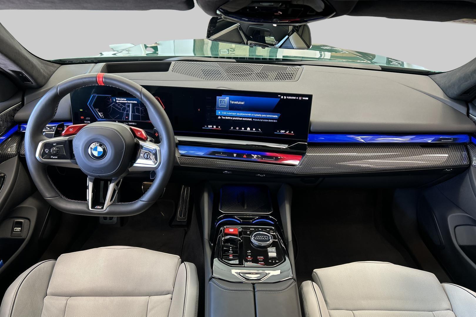BMW M5 2025