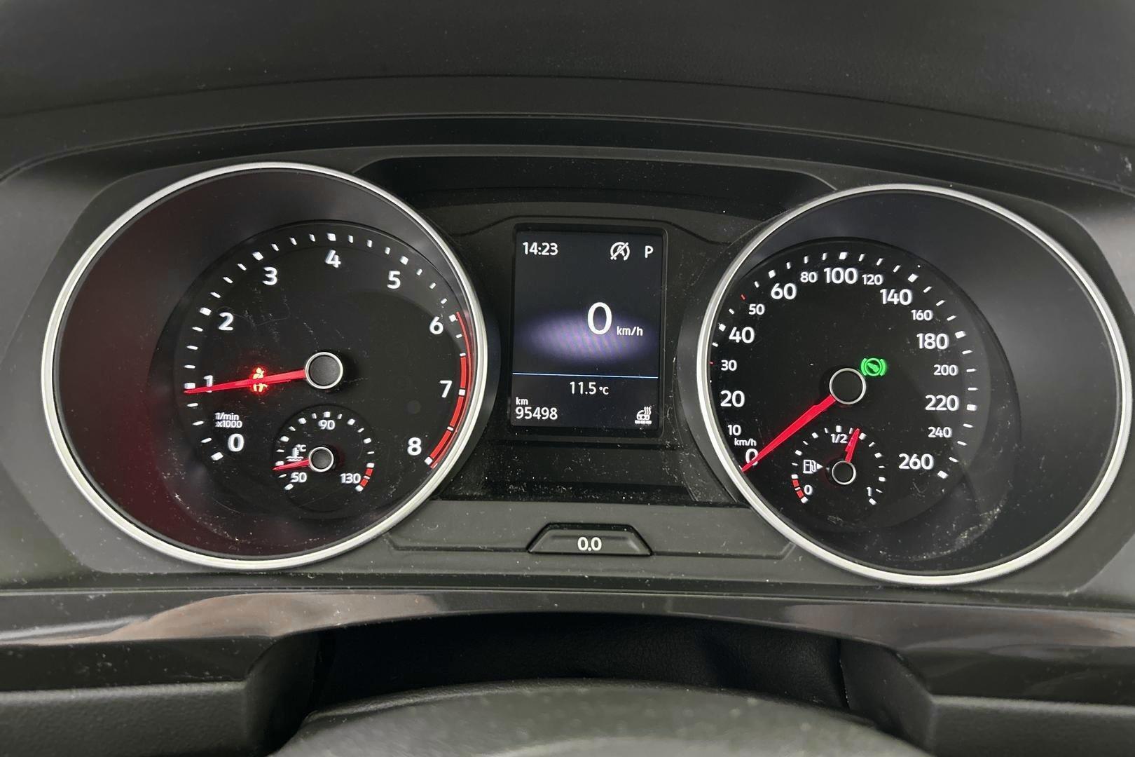 VOLKSWAGEN Tiguan 2021