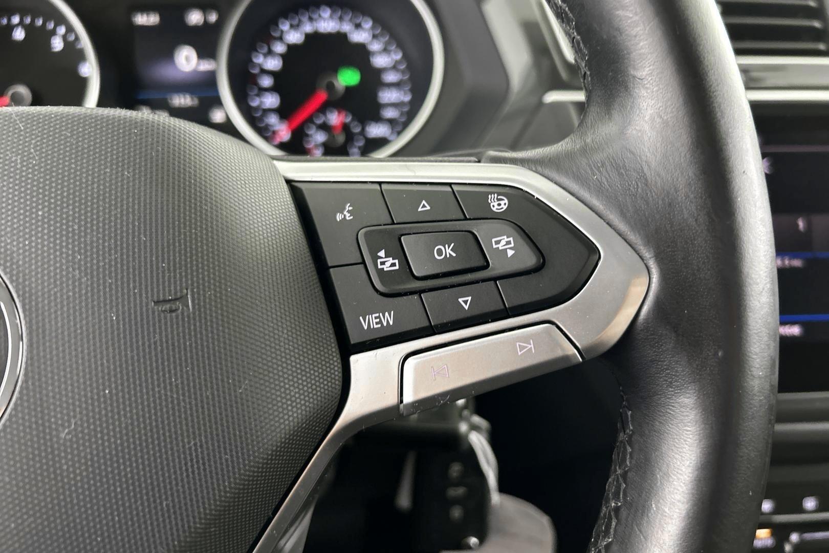 VOLKSWAGEN Tiguan 2021