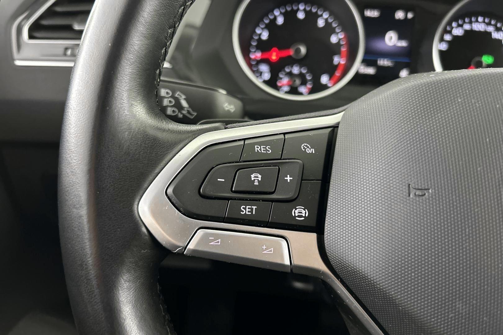 VOLKSWAGEN Tiguan 2021