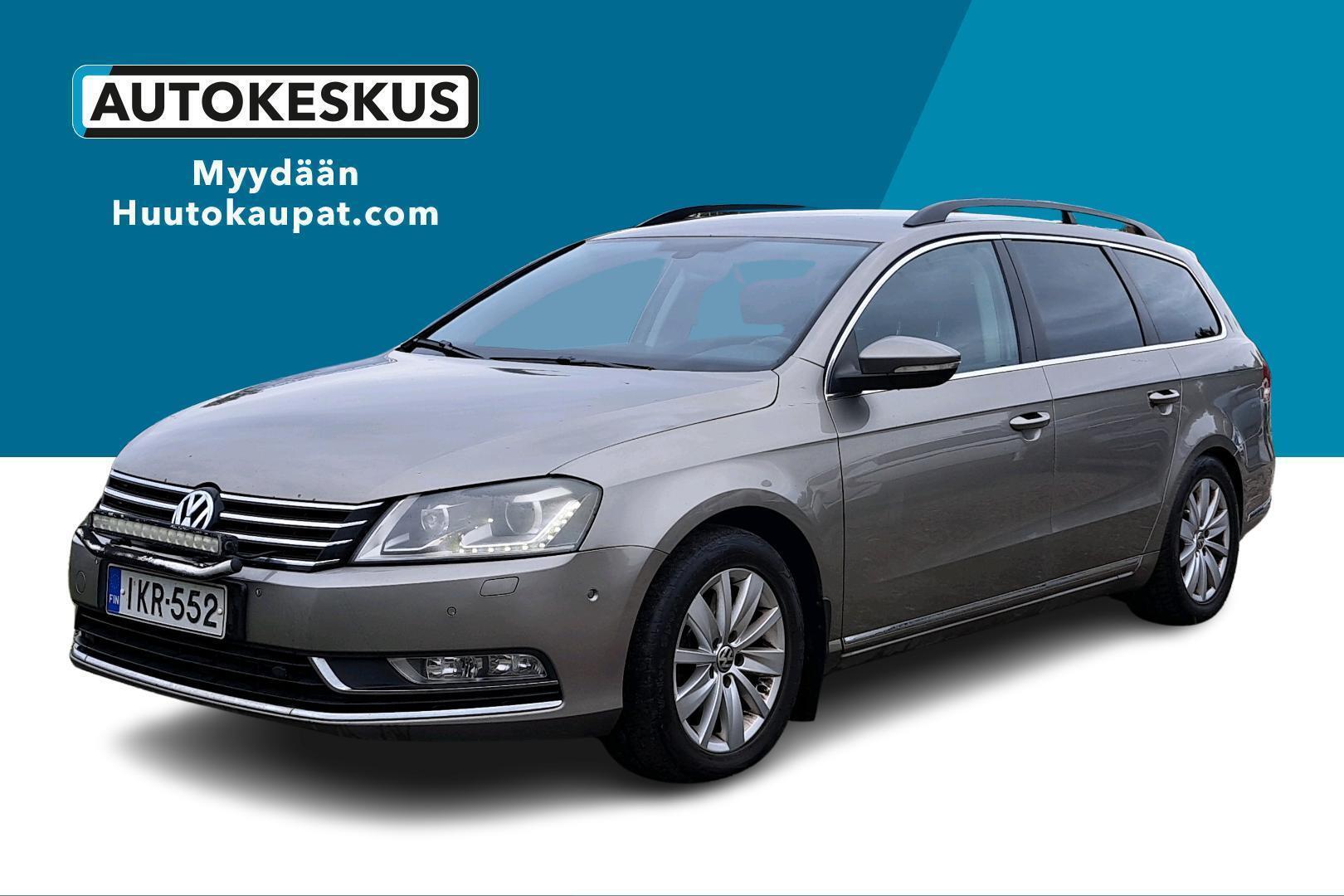 VOLKSWAGEN Passat 2012