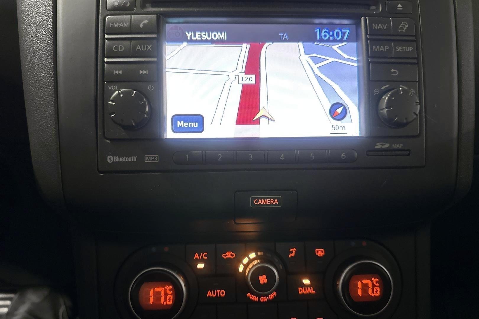 NISSAN Qashqai 2013