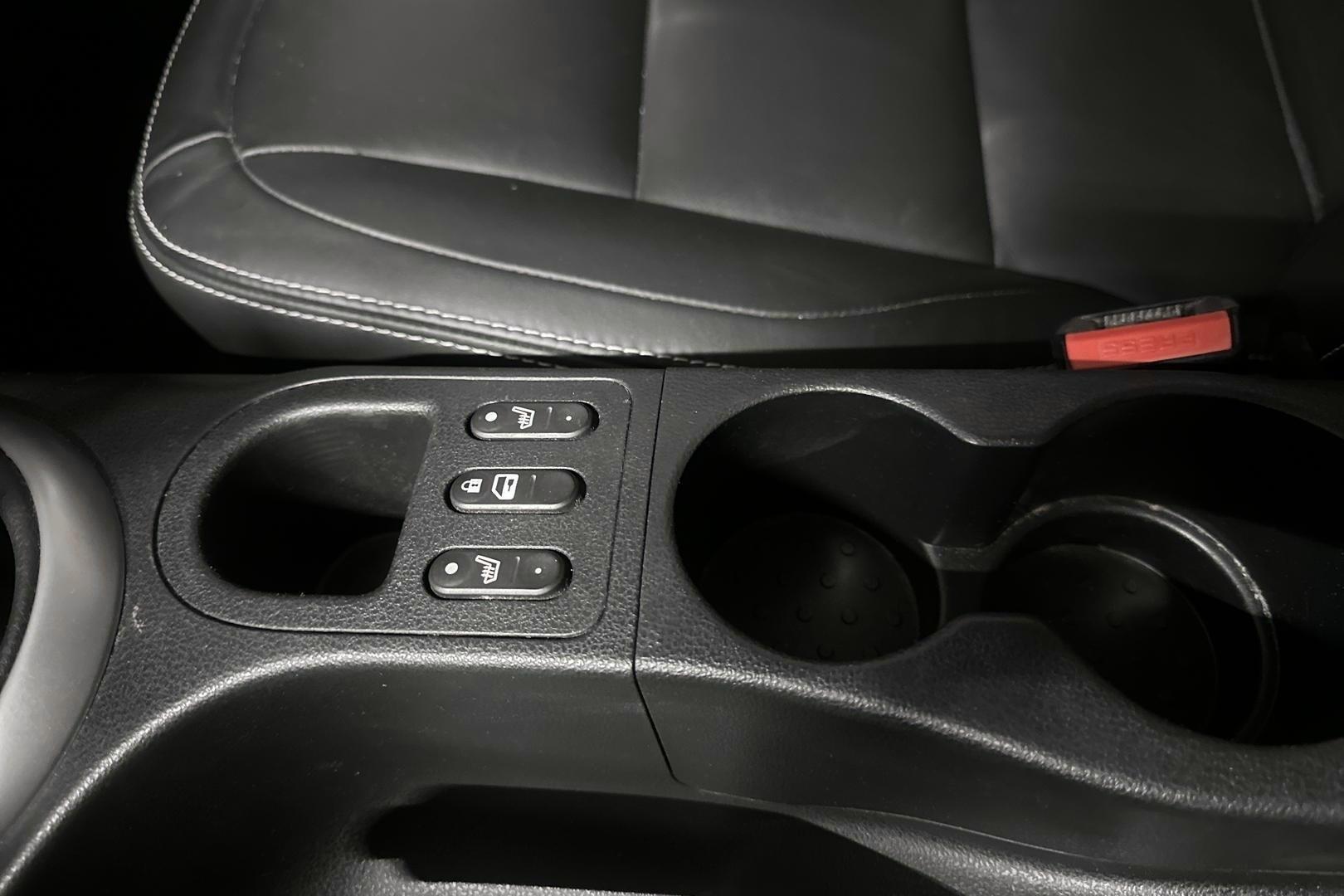 NISSAN Qashqai 2013