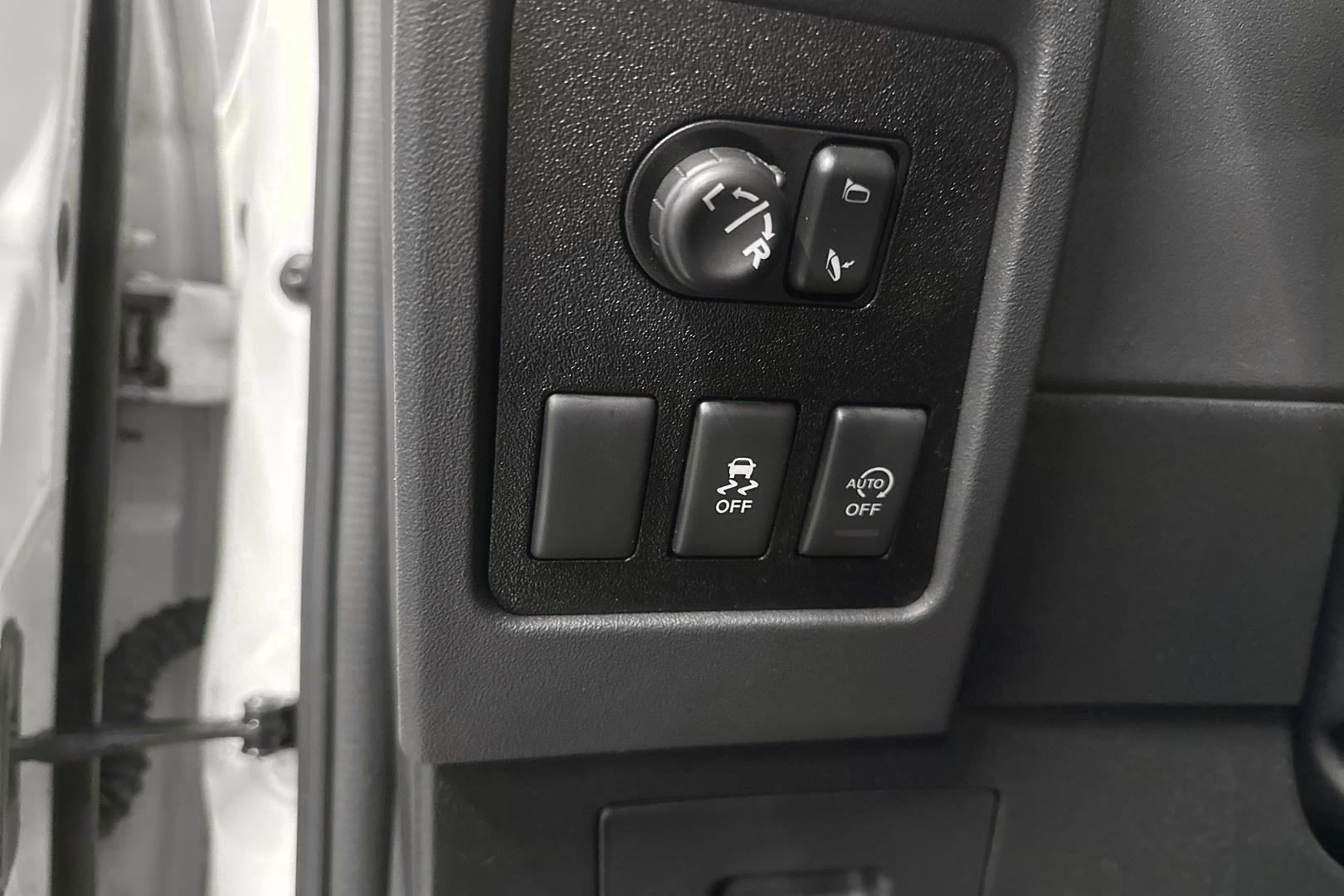 NISSAN Qashqai 2013