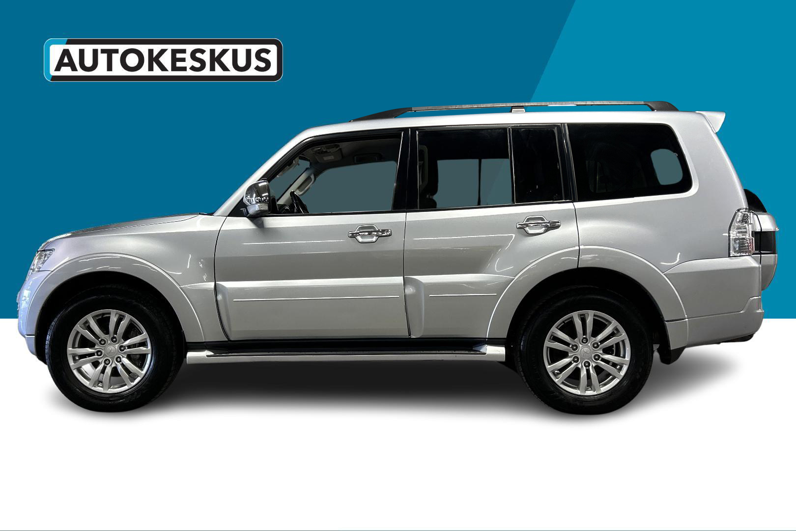MITSUBISHI Pajero 2016