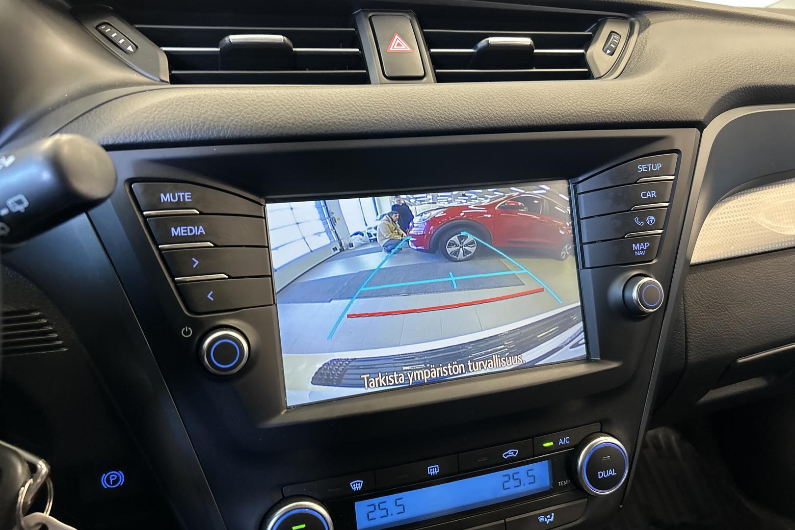 TOYOTA Avensis 2018