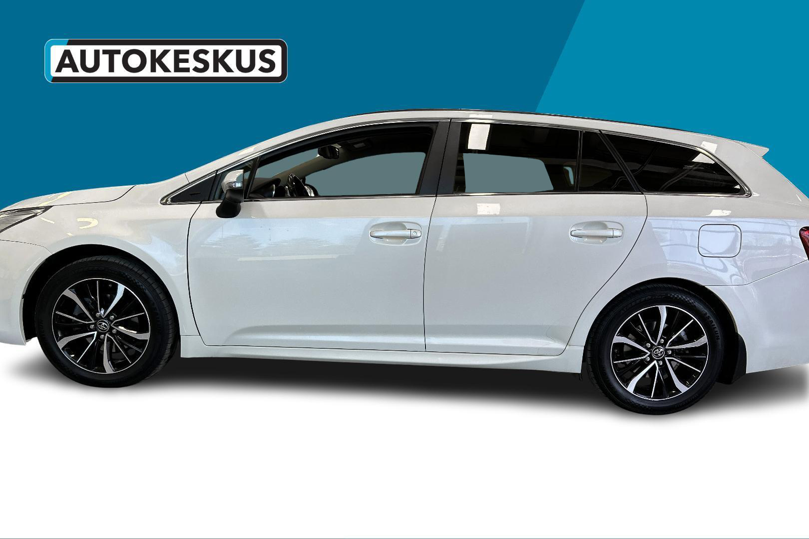 TOYOTA Avensis 2018