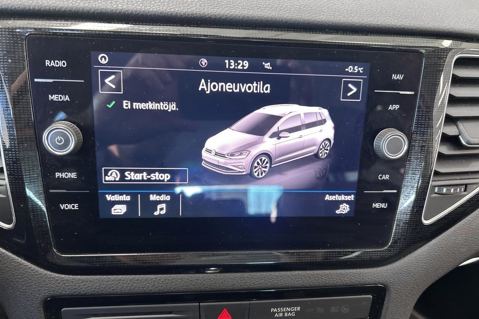 VOLKSWAGEN Golf Sportsvan 2019