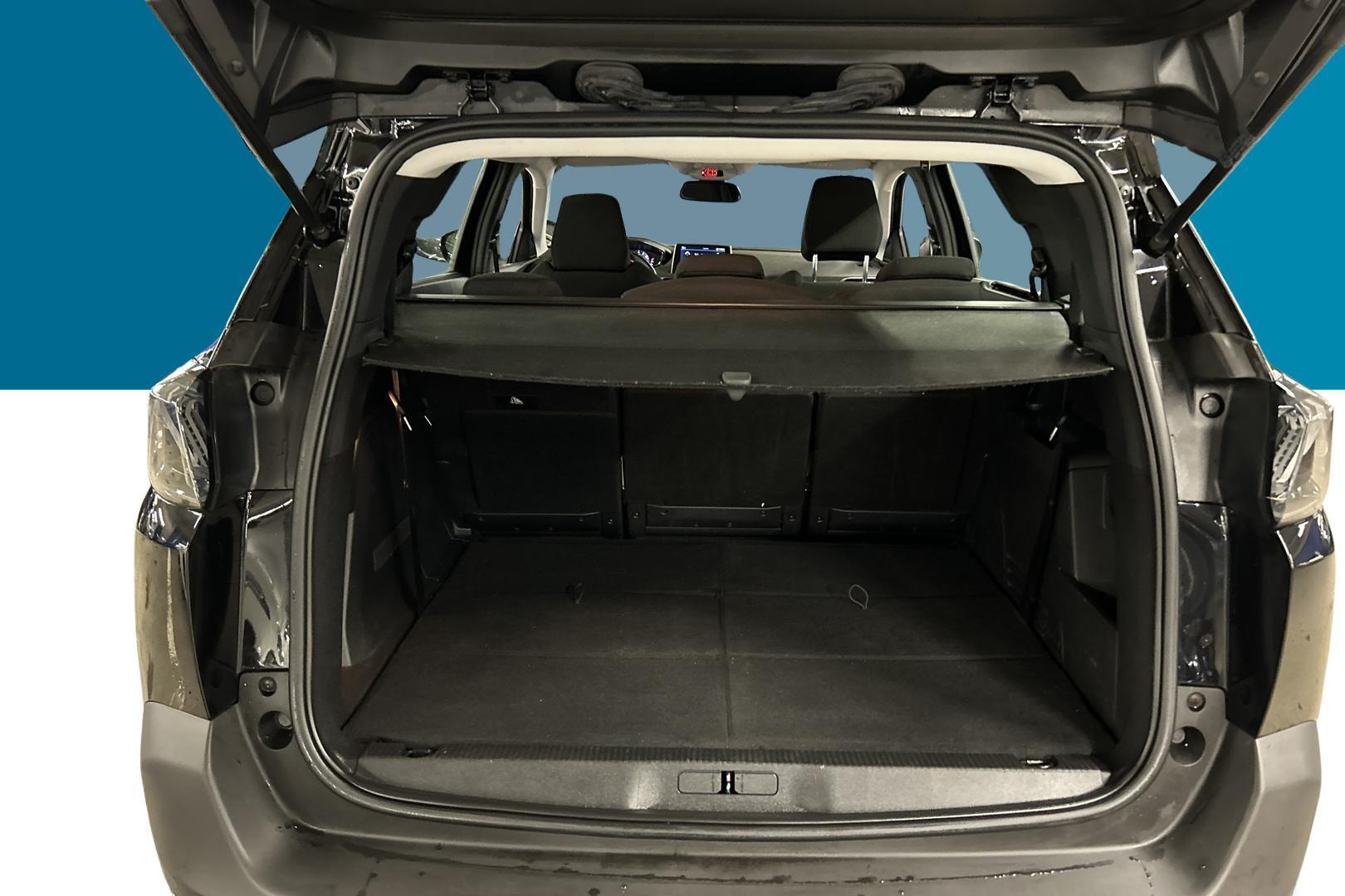 PEUGEOT 5008 12