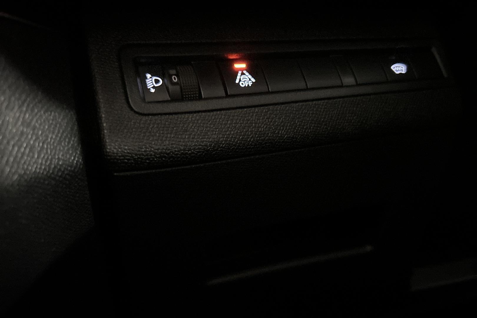 PEUGEOT 5008 25