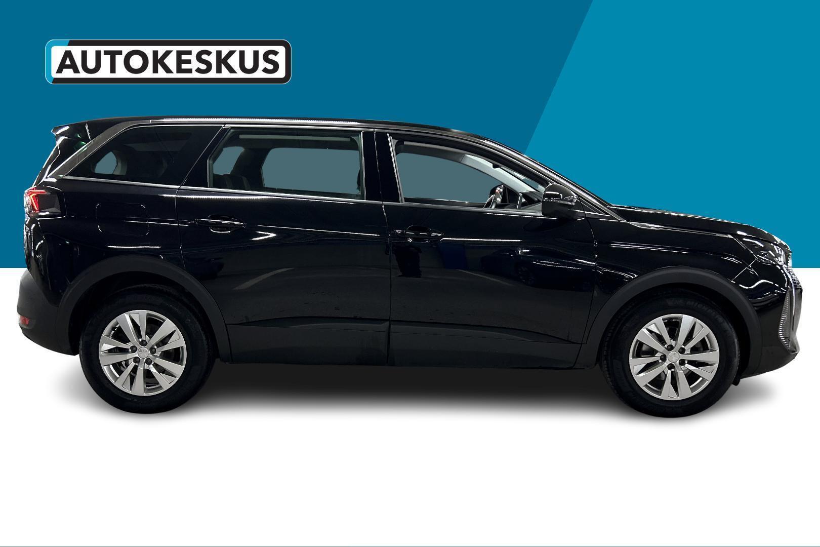 PEUGEOT 5008 4