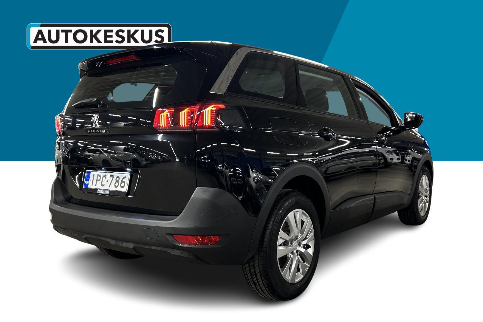 PEUGEOT 5008 5