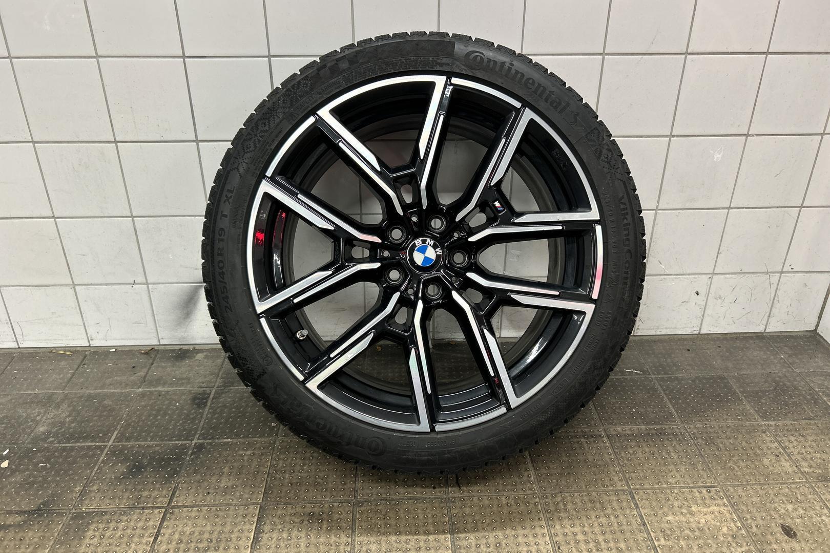 BMW I4 M50 36