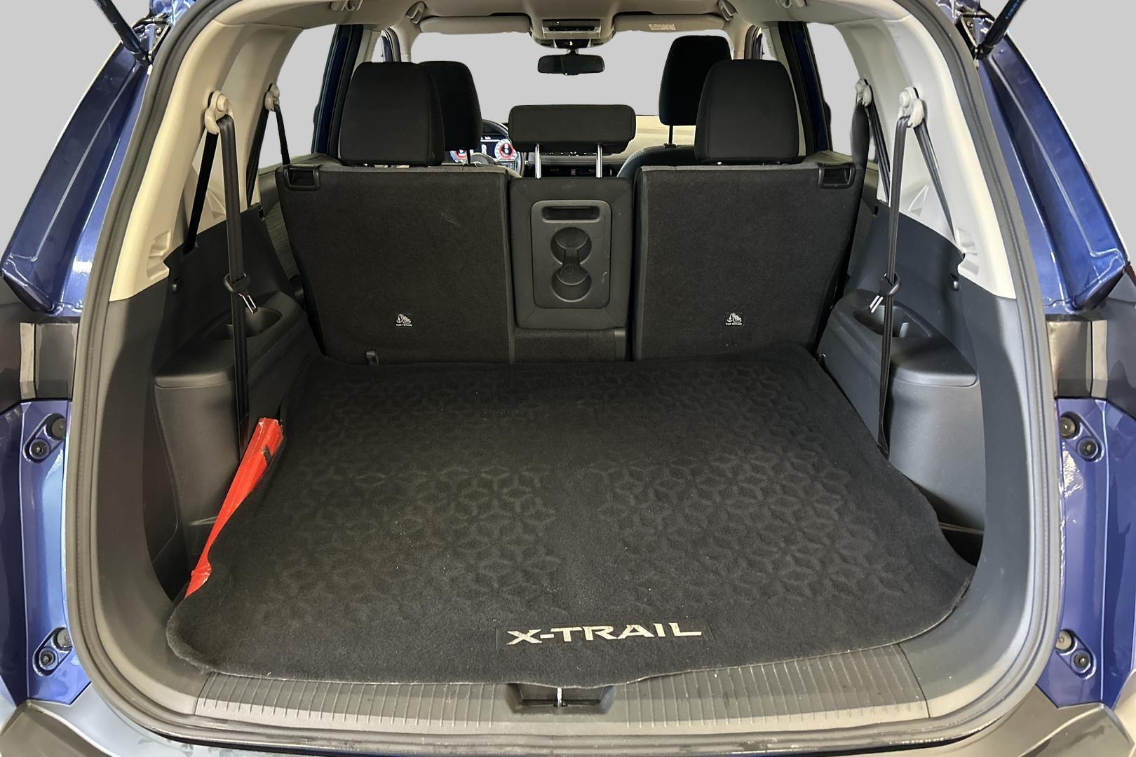 NISSAN X-Trail 2024
