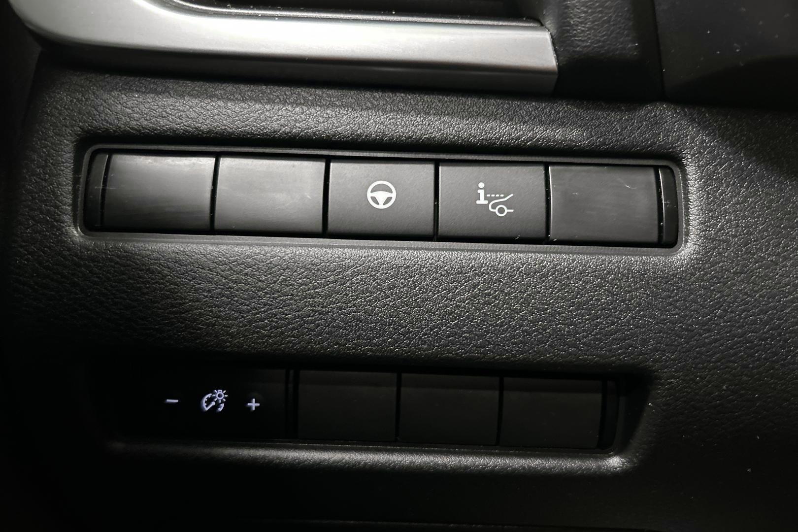 NISSAN X-Trail 2024