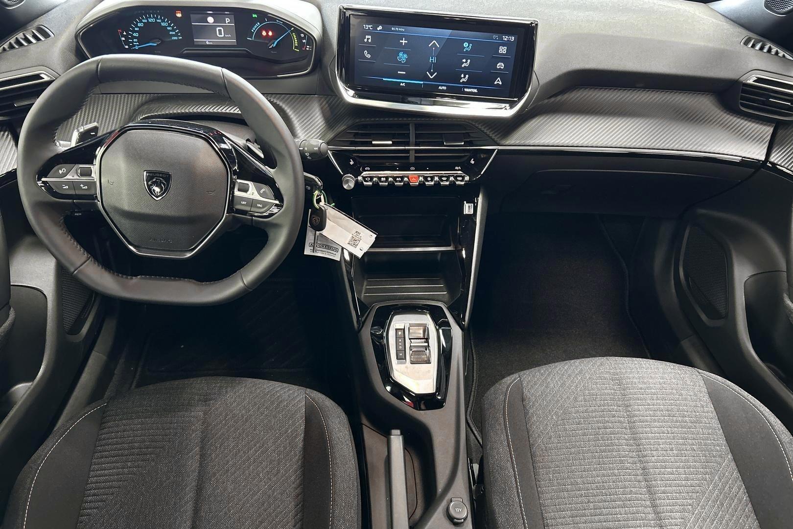 PEUGEOT 2008 11