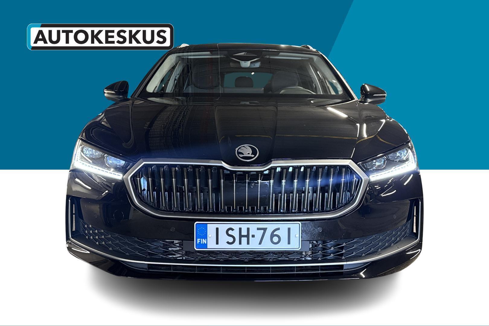 SKODA Superb 2025