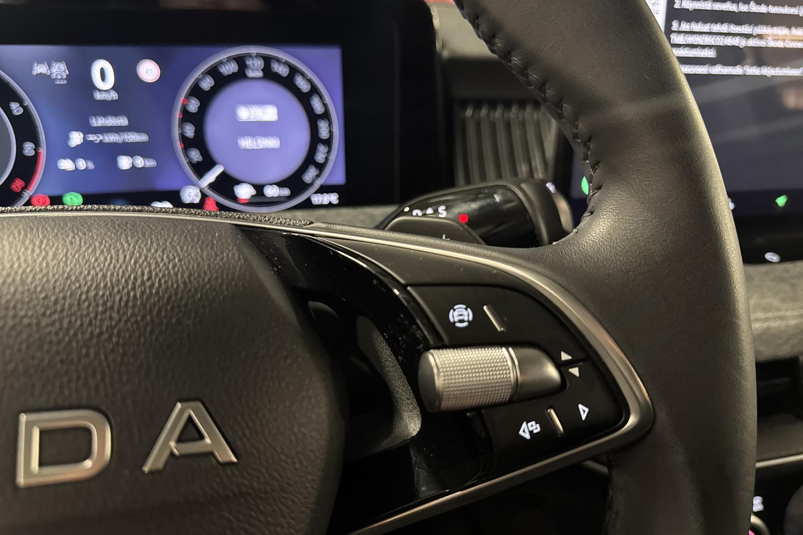 SKODA Superb 2025
