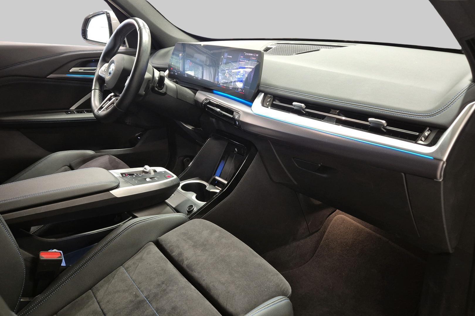BMW iX1 5